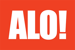 IZ HALJINE SVE KIPI! Ena Čolić očarala fanove provokativnim izdanjem, misteriozni muškarac uz nju! (FOTO)